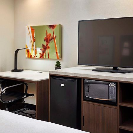 Best Western Plus Meridian Inn & Suites, Anaheim-Orange Exteriör bild