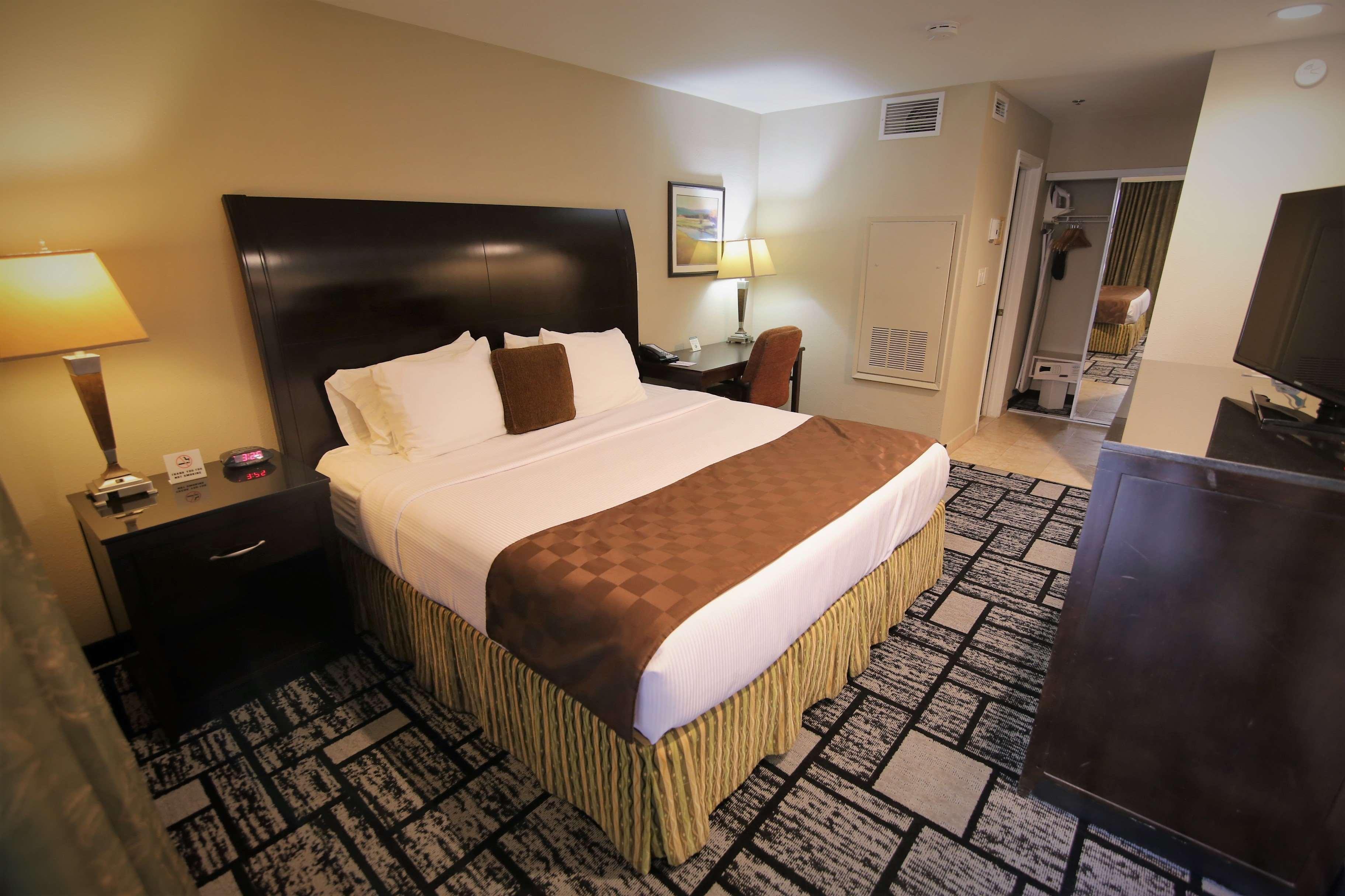 Best Western Plus Meridian Inn & Suites, Anaheim-Orange Exteriör bild