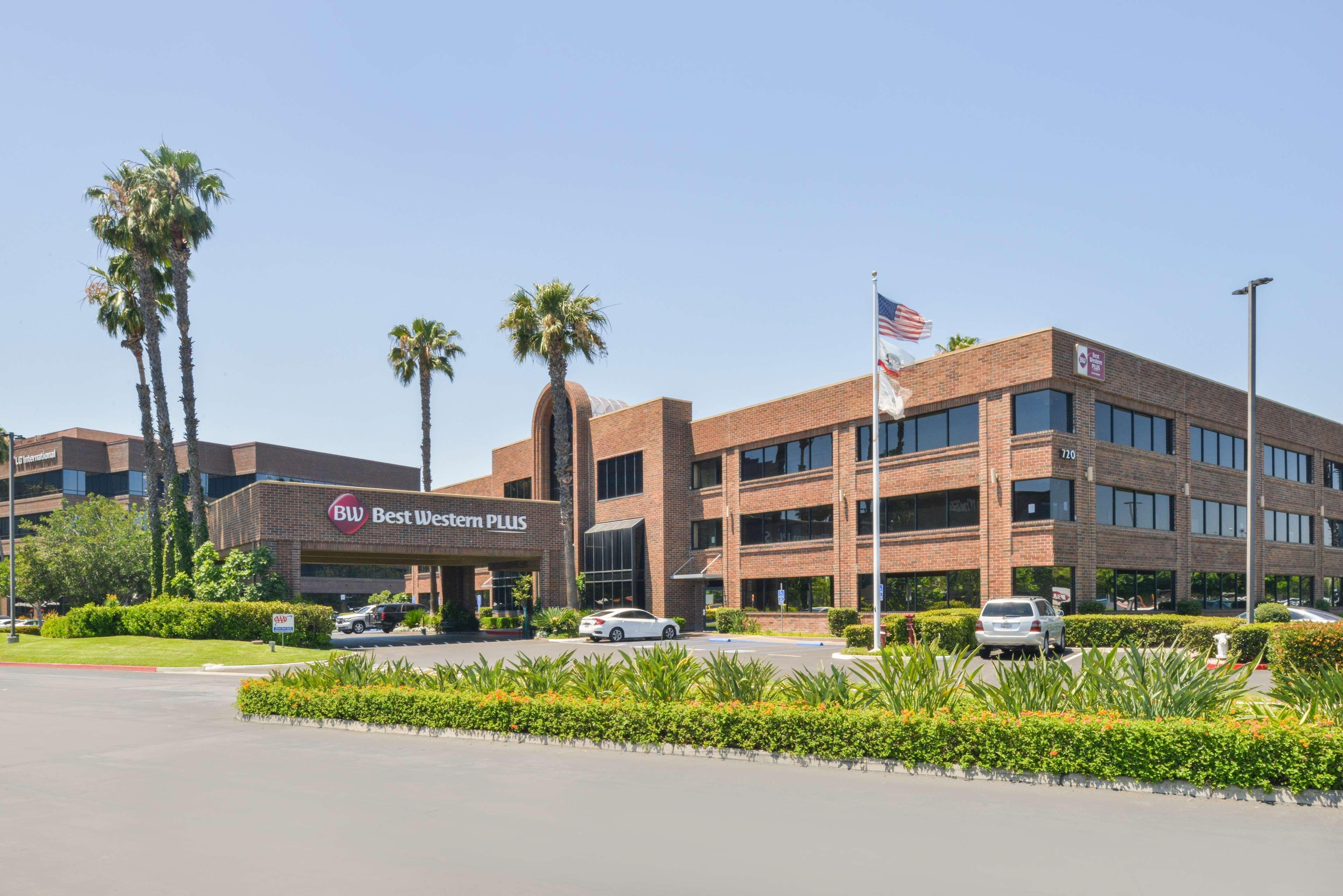 Best Western Plus Meridian Inn & Suites, Anaheim-Orange Exteriör bild