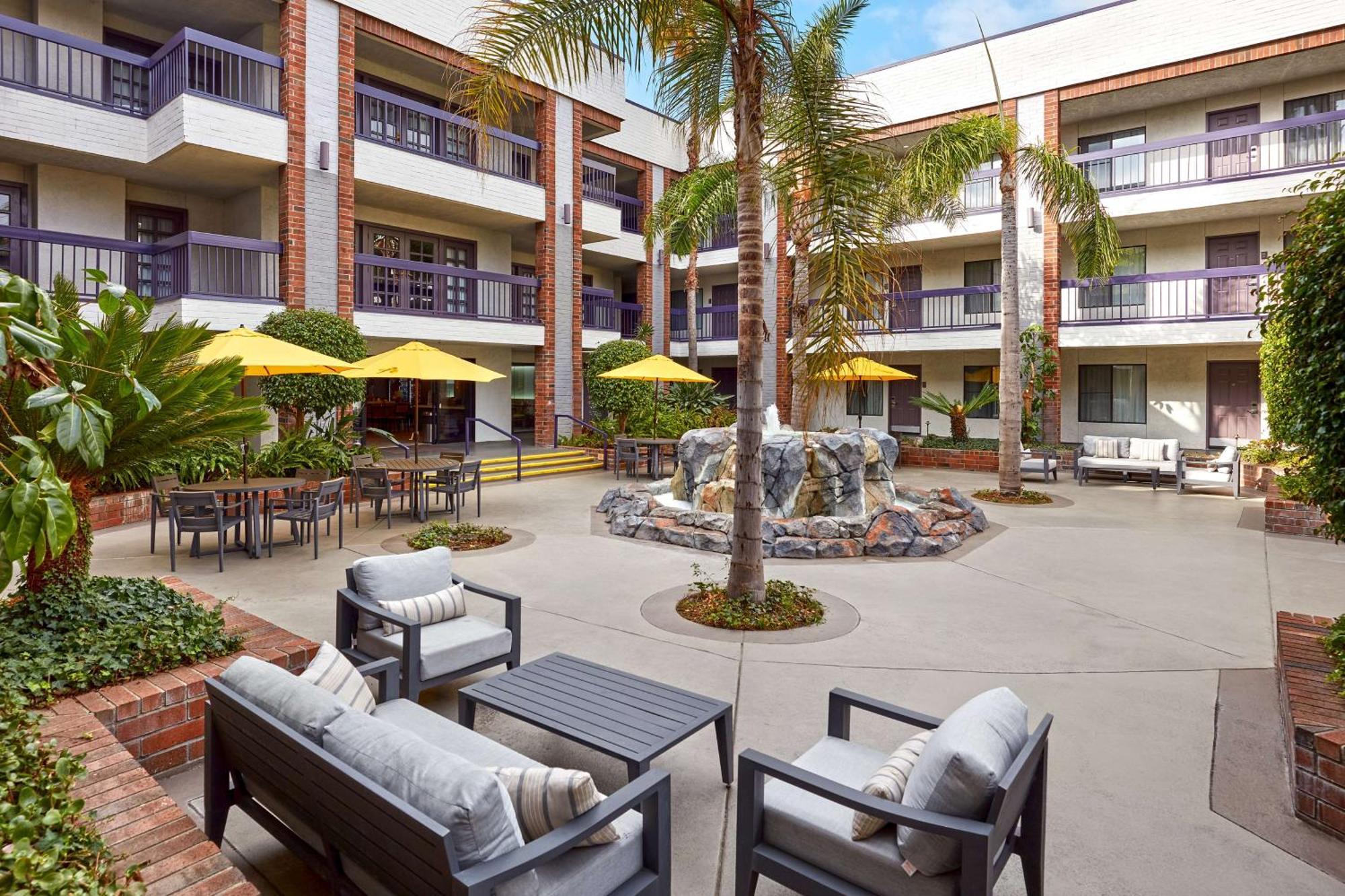 Best Western Plus Meridian Inn & Suites, Anaheim-Orange Exteriör bild