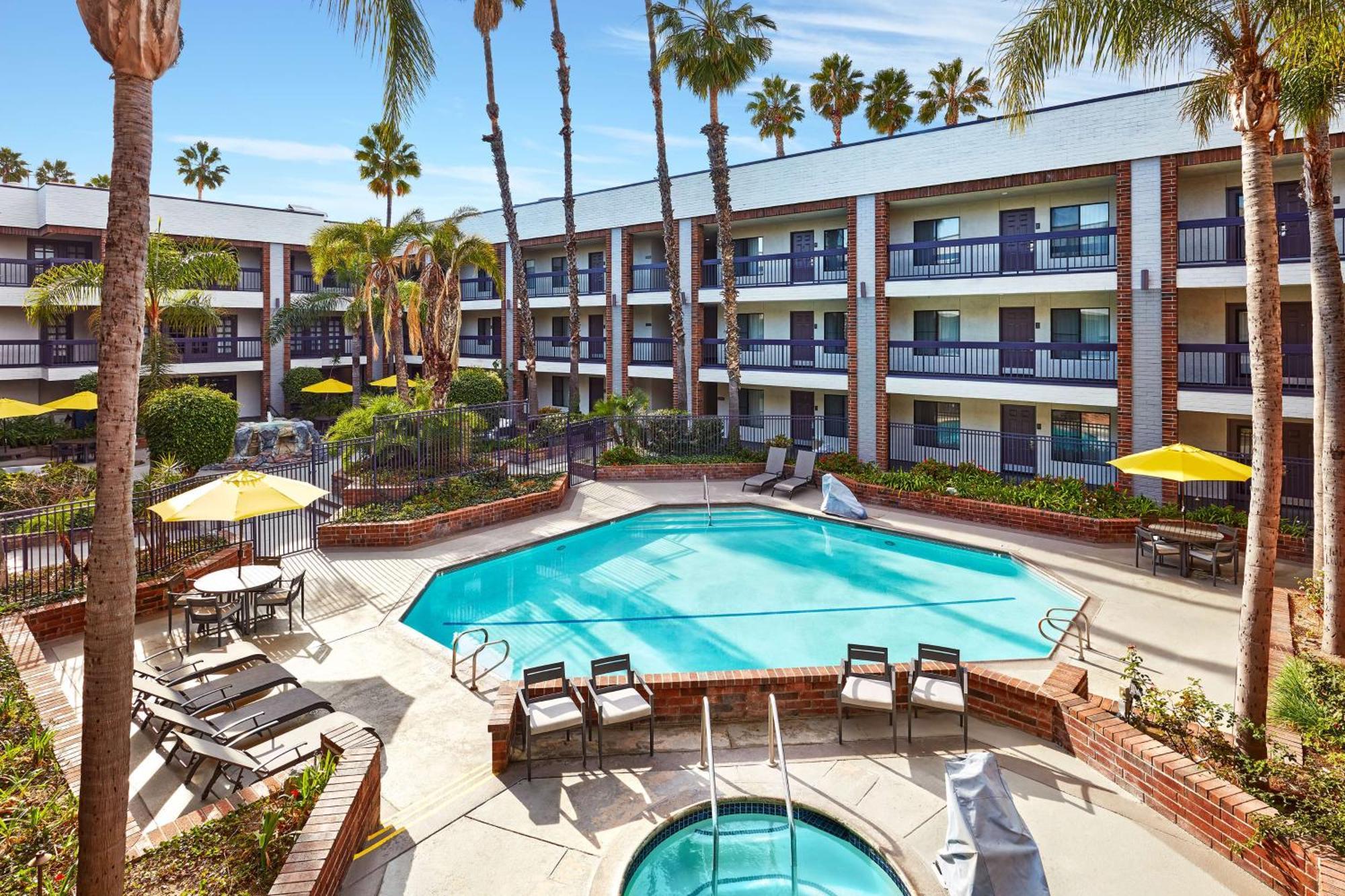 Best Western Plus Meridian Inn & Suites, Anaheim-Orange Exteriör bild
